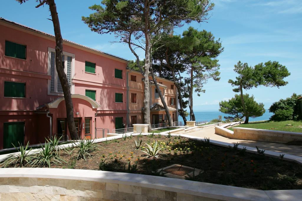 Apartments Punta Veli Lošinj المظهر الخارجي الصورة